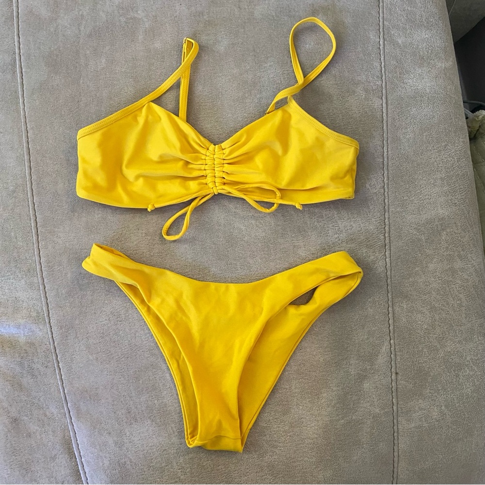 SHEIN Vibrant Yellow Bikini Set